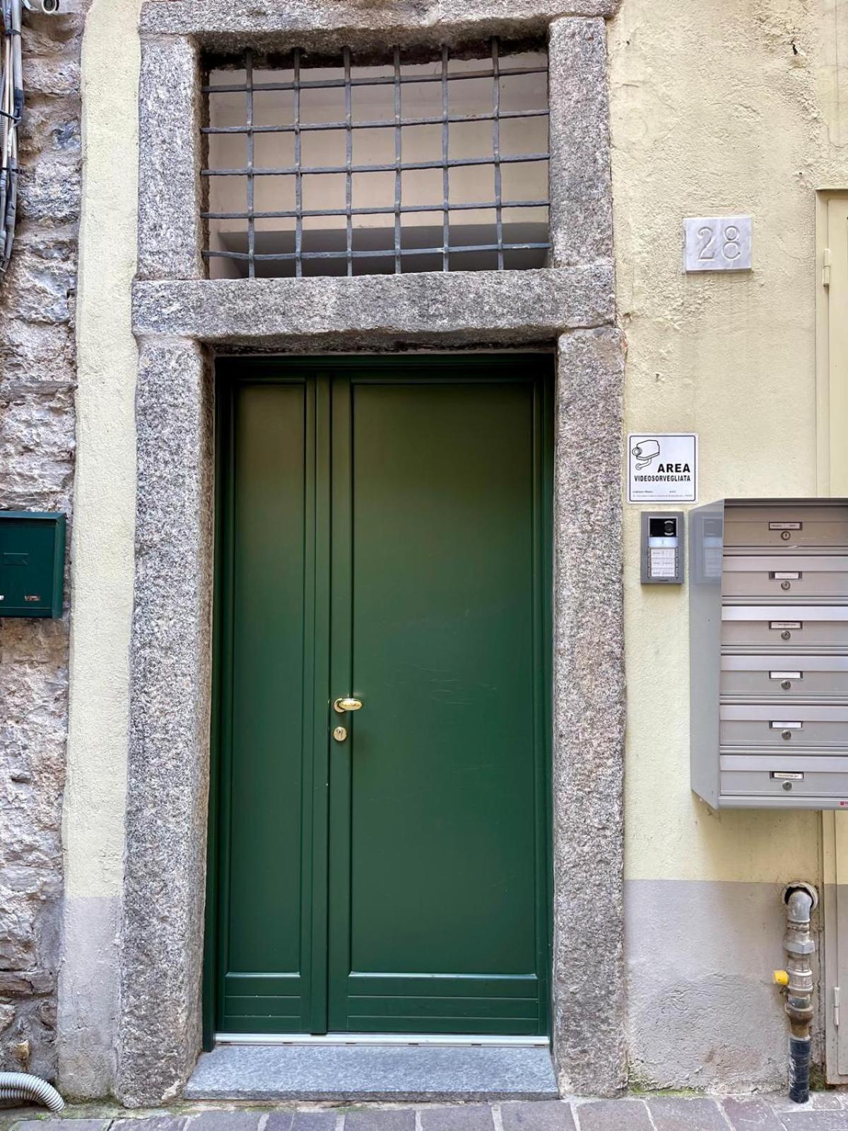 Calicantus Apartments Atena Como Luaran gambar