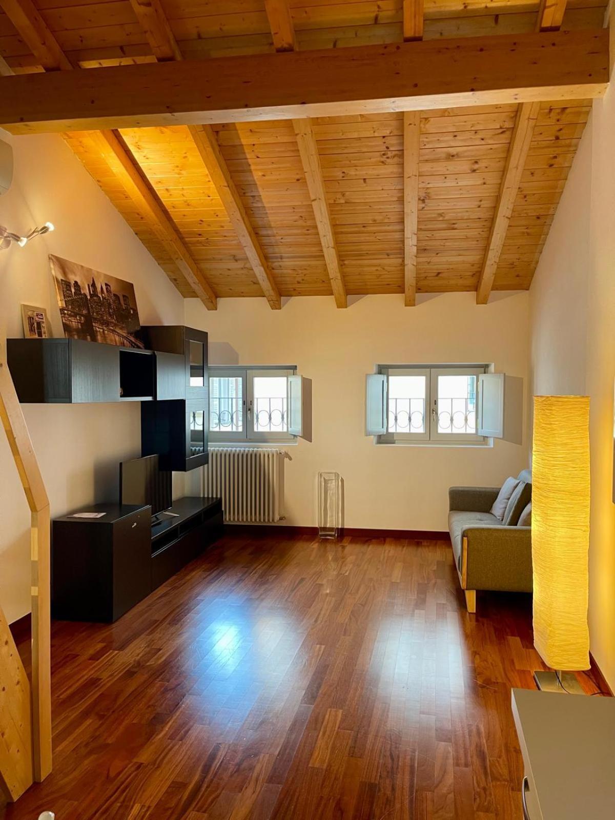 Calicantus Apartments Atena Como Luaran gambar